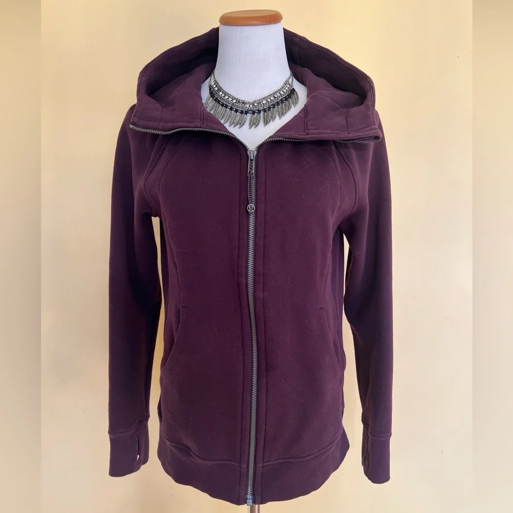 SOLD ❤️ Lululemon Black Cherry Scuba Hoodie 8/M - Picture 5 of 12